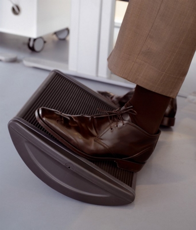 HAG's philosophy of movement and variation in a footrest